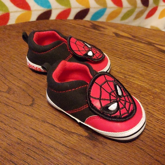 Marvel Spiderman Baby Slip On Crib Shoes Size 9-12 months NEW - Picture 3 of 7